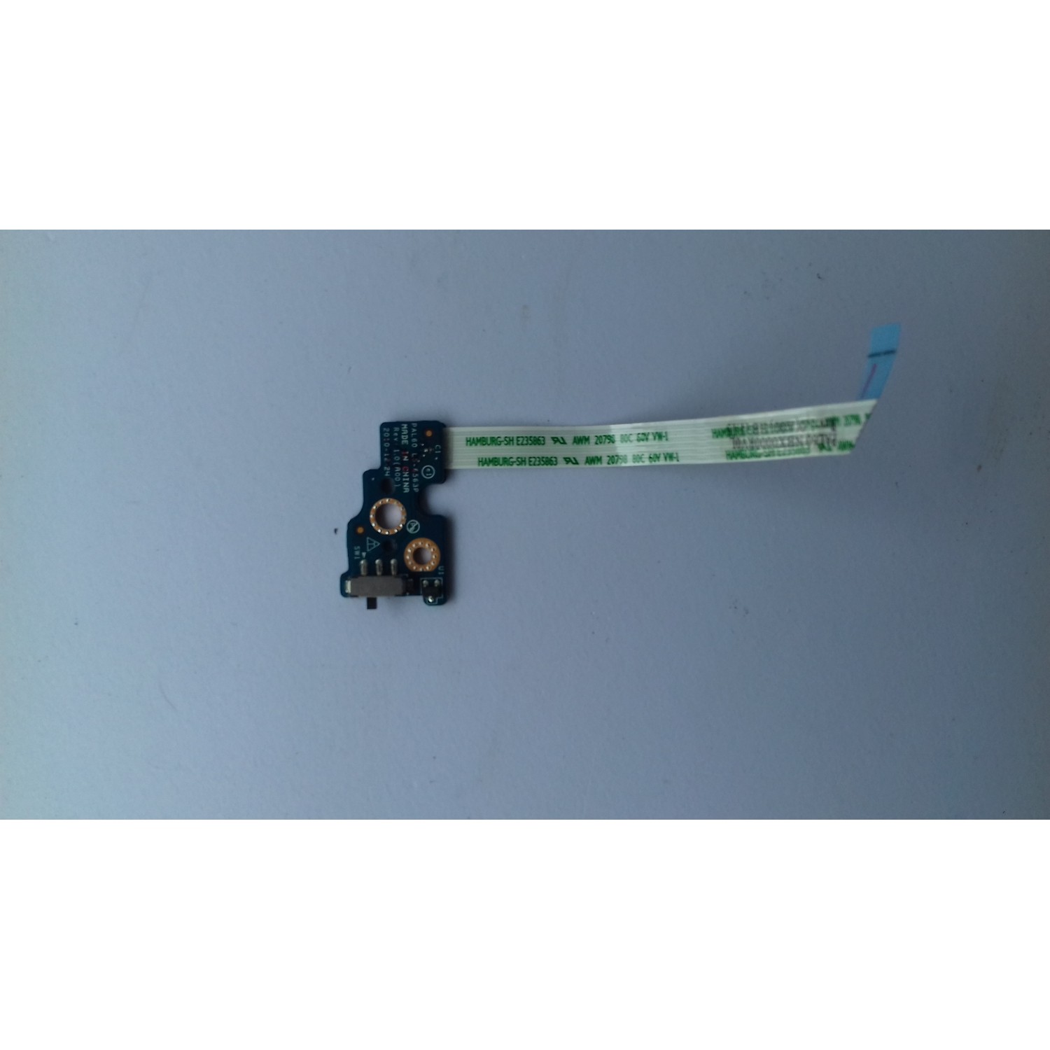 Comutator WiFi cu cablu Dell Latitude E6520 (6563P)